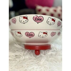 TWO Hello Kitty Valentines Heart 41oz Pasta Soup Bowls